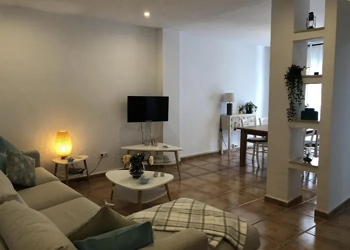 Ap309 - Colon Atico Нерха