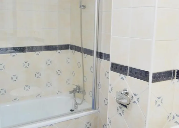 Ap309 - Colon Atico * Нерха