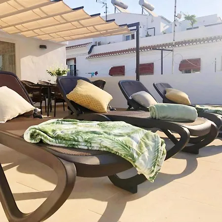 Ap309 - Colon Atico *